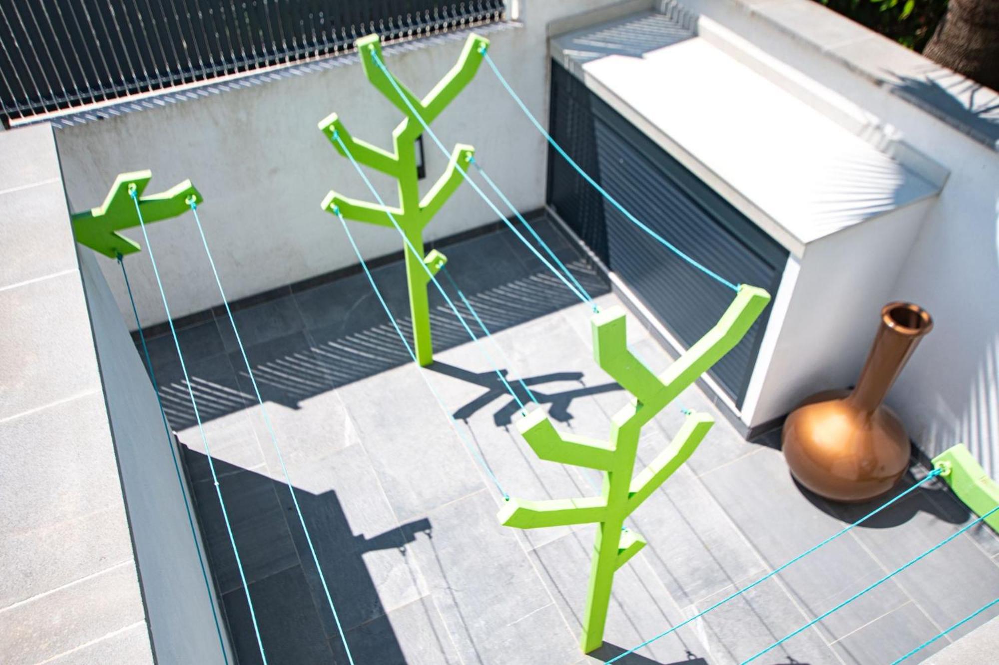 Appartement De Caractere Avec Jacuzzi Frejus Bagian luar foto